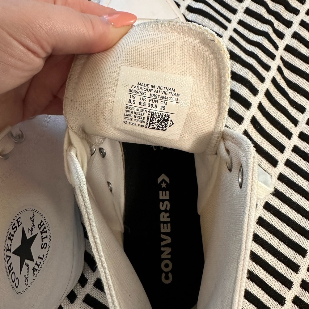 Platform white converse